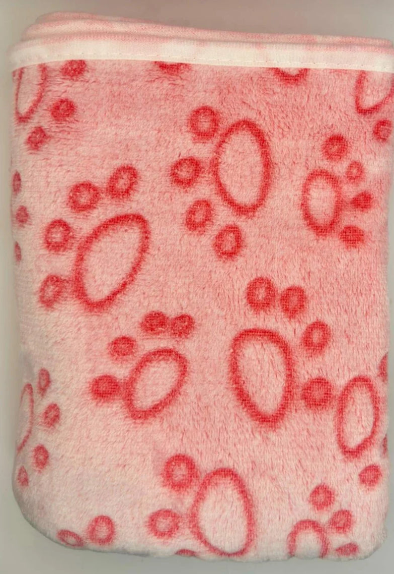 Pup Club Couture Pet Blanket - Pink Paws Medium