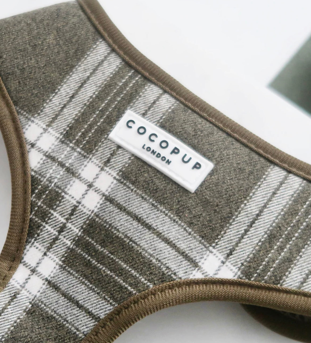 Cocopup London Olive Check Adjustable Neck Harness