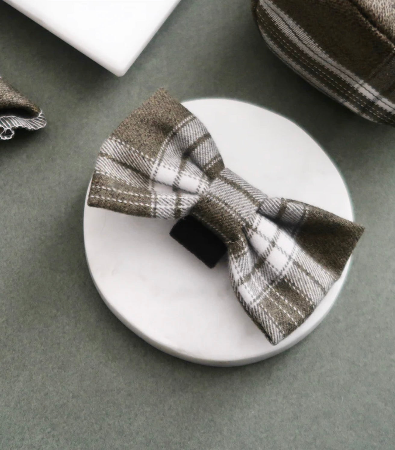 Cocopup London Olive Check Bow Tie