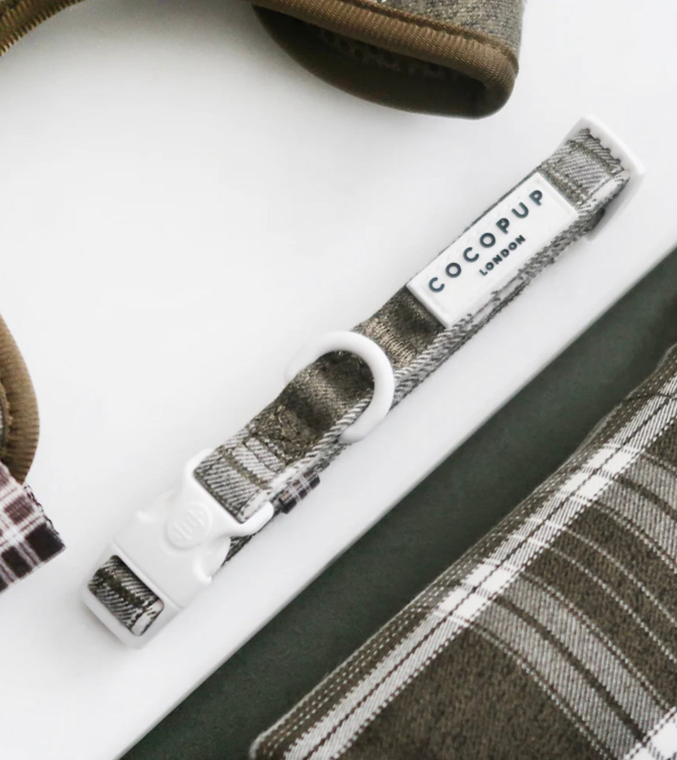 Cocopup London Olive Check Collar